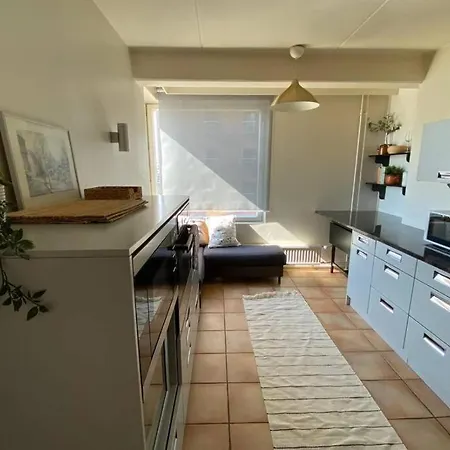 2Ndhomes Helsinki Center Seaview Apartment With Sauna And Balcony